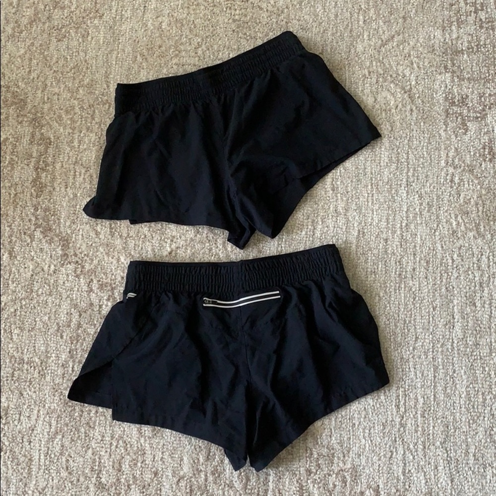 Fabletics shorts (2 pairs)